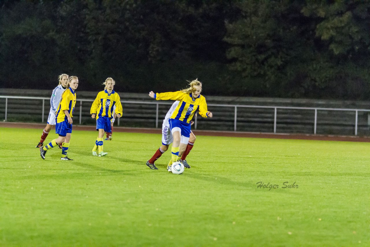 Bild 225 - B-Juniorinnen SV Henstedt-Ulzburg - Holstein Kiel : Ergebnis: 0:12